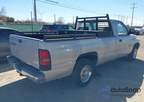 2000 Dodge Ram 1500 St z USA, uszkodzony, nr VIN 1B7HC16YXYS626796